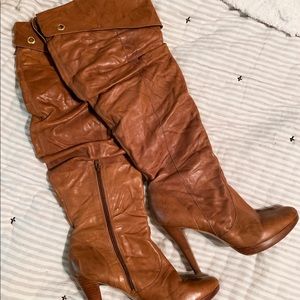 Jessica Simpson boots size 8.5